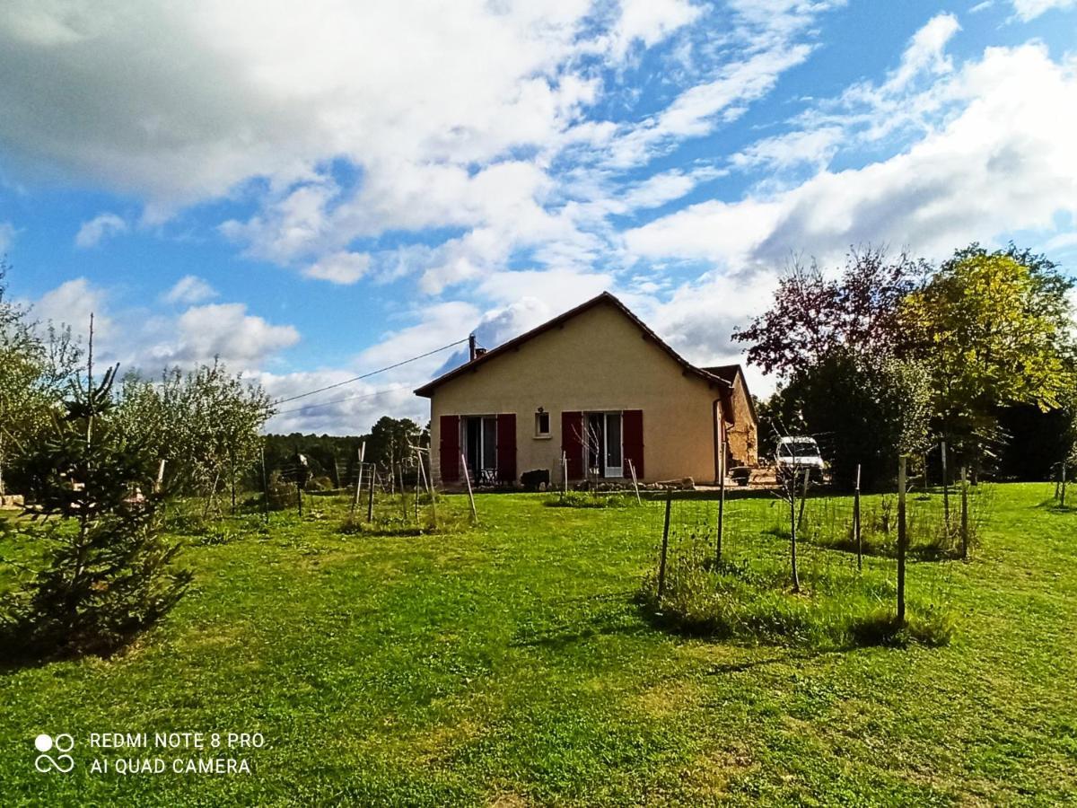 Les Chambres De Beauviel Saint-Jean-dʼEyraud Buitenkant foto